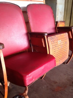 @@@@ ขายเก้าอี้โรงหนังเก่างานได้ยุค @@@@@