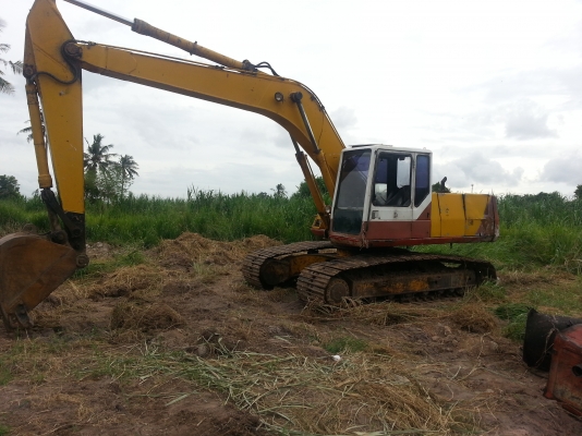 ขายอะใหล่ด่วน KOMATSU PC200-5 ทั้งคัน ตัดวันนี้ครับ
