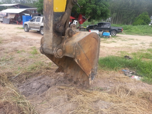 ขายอะใหล่ด่วน KOMATSU PC200-5 ทั้งคัน ตัดวันนี้ครับ