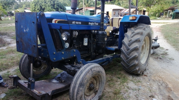ขาย...รถไถAT6610(เพลาเดียว) NEW HOLLANDใหม่ป้ายแดง3.5ปี รวมดาวน์รวมผ่อน..แค่6.8แสน อุปกรณ์ครบ