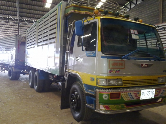 ขายฮีโน่ 3 M กระบะอลูมิเนียมคอกเกษตรดั๊มแม่ลูกสภาพสวย ขายฮีโน่ 3 M กระบะอลูมิเนียมคอกเกษตรดั๊มแม่ลูกสภาพสวย