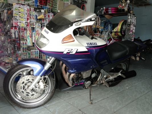 ขอขาย-แลก บิ๊กไบค์ yamaha FJ 1200 ใครชอบความเร็ว แรงคันนี้เลยครับ