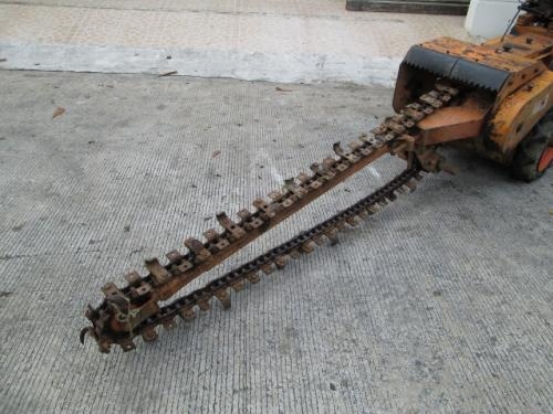 รถขุดร่องดินเดินตาม รหัสสินค้า :13001106 สภาพสวยพร้อมใช้งาน ราคาต่อรองได้ www.nihonmono.com