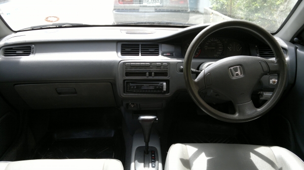 ขายถูกๆ ซีวิค3ประตู เครื่อง1.5 เกียร์ออโต้ ติดแก๊ส