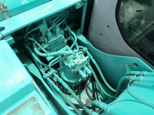 ขายด่วน   Kobelco  SK200-3  MARK V SUPER  สภาพสวยจริง ๆๆๆ นำเข้าจากญี่ปุ่นยังไม่เคยใช้งานในไทยจ้า