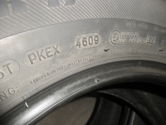 ยาง MICHELIN 225/65R17 ปี09 สวยๆ 4 เส้น ราคา 2700 บาท