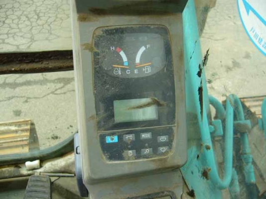 รถขุด KOBELCO  SK200-6E YN08,SN:33142,Yr.2002,Hr.8495 รถนอกนำเข้า รสภาพสวยมากครับ ซีเรียลสูงชั่วโมงน้อย  ติดต่อคุณ มานะ 085-9049669