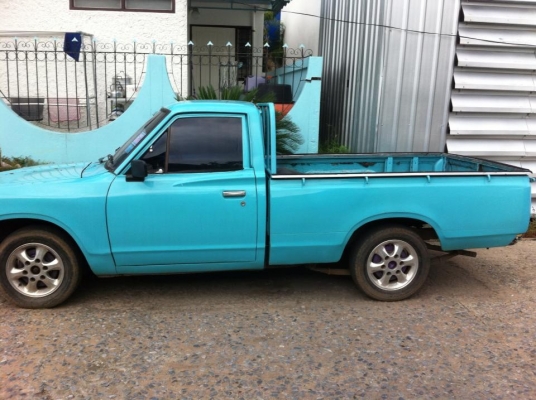 ขายดัสสัน 620 ปี 2519 ราคา 65,000 บาท