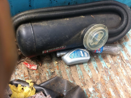 ขายดัสสัน 620 ปี 2519 ราคา 65,000 บาท