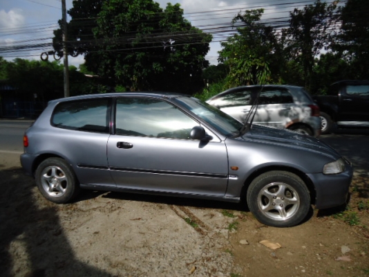 รถ HONDA CIVIC 3 DOORS ปี38 สภาพดี ทะเบียนเอกสารพร้อมโอนครับ เครื่องเดิมๆ ไม่เคยติดแก๊ส