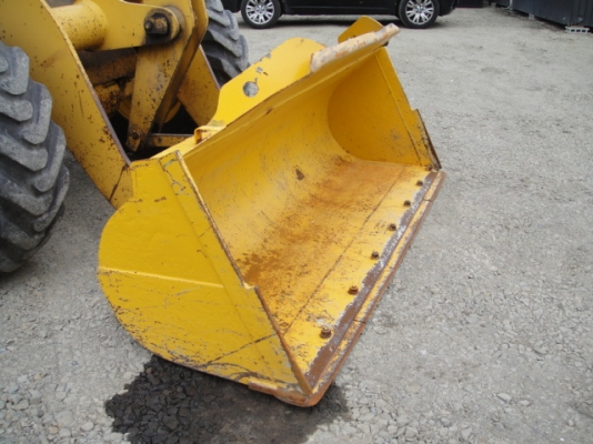 WA100-1-30517ตอนนี้รถจอดที่(CSนวนคร)แล้วครับ