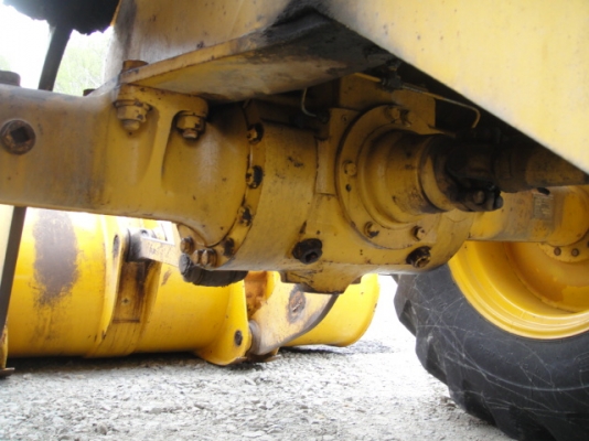 WA100-1-30517ตอนนี้รถจอดที่(CSนวนคร)แล้วครับ