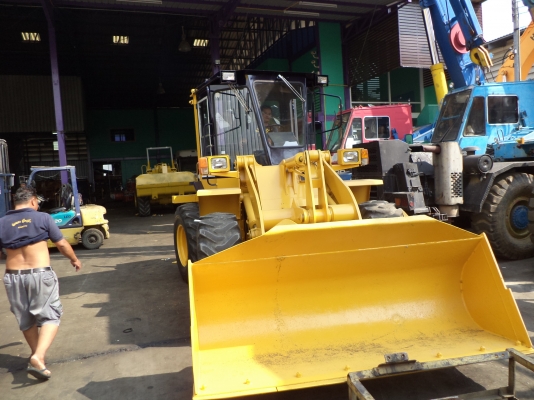 WA100-1-30517ตอนนี้รถจอดที่(CSนวนคร)แล้วครับ