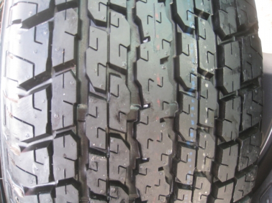 ขายล้อแม็ก All New Isuzu d-max 17"x7" et33 6รู139 +ยางปี 1513 ครับ  (081-3747940)