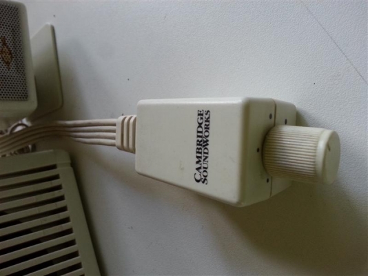 ลำโพงคอม Cambridge SoundWork