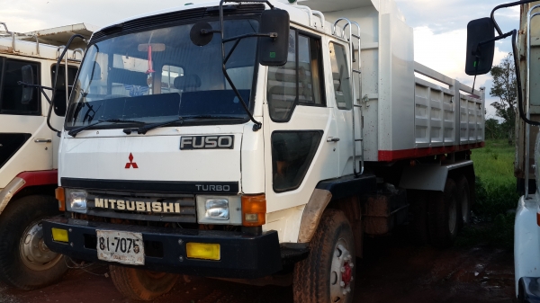 ขายด่วนไอ้หลงสองเพลาดั้มสิบสปีด FN527MTF500 ราคาคุยกันได้รีบโทร0843923995 0811838154