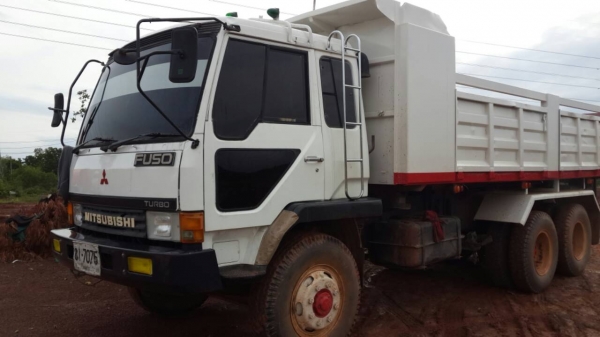 ขายด่วนไอ้หลงสองเพลาดั้มสิบสปีด FN527MTF500 ราคาคุยกันได้รีบโทร0843923995 0811838154