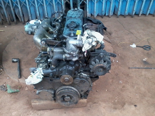 ขาย 4BE1  110 แรงม้า ฝาดำ  สภาพพร้อมใช้  (โอเวอฮอลแล้ว)