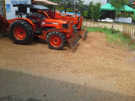 ForD 6600  KUBOTA  M895O   KUBOTA M 5000
