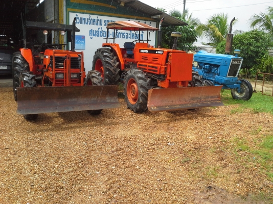 ForD 6600  KUBOTA  M895O   KUBOTA M 5000