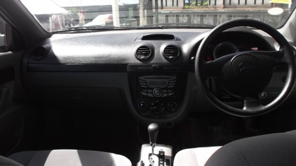 ขาย chevrolet optra 1.6 LS ปลายปี 2010