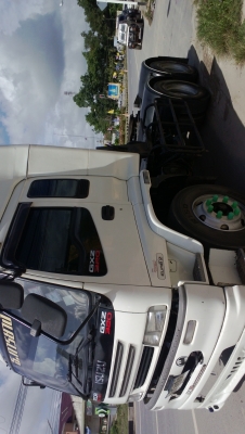 10ล้อหัวลากอีซูซุ270 ปี*41 รถสวย ยางก็สวย รถห้างแท้ 10ล้อหัวลากอีซูซุ270 ปี*41 รถสวย ยางก็สวย รถห้างแท้