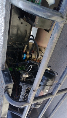 10ล้อหัวลากอีซูซุ270 ปี*41 รถสวย ยางก็สวย รถห้างแท้ 10ล้อหัวลากอีซูซุ270 ปี*41 รถสวย ยางก็สวย รถห้างแท้