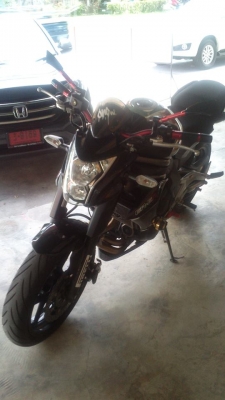 ขายER6N ปี 2012 พร้อมของแต่ง