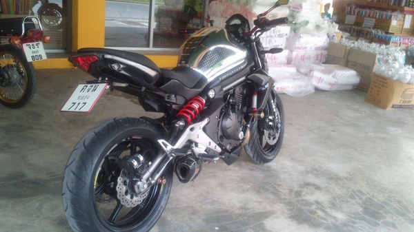 ขายER6N ปี 2012 พร้อมของแต่ง