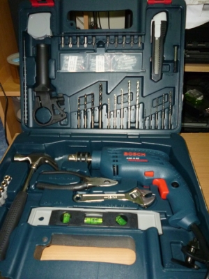 ขาย ชุดสว่านพร้อมอุปกรณ์ยกชุด ขาย ชุดสว่านพร้อมอุปกรณ์ยกชุด