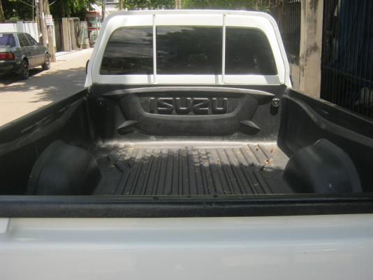 ขาย อีซูซุ ตอนเดียว ปี 10 สีขาว