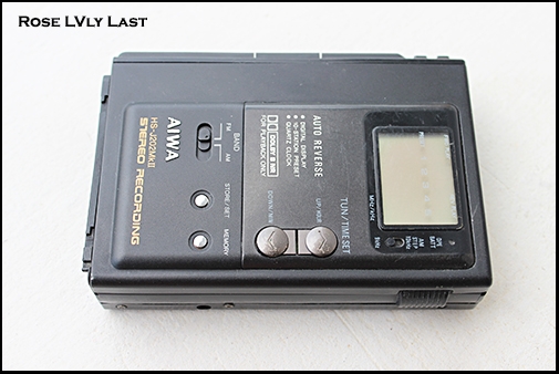 เครื่องเล่นเทปคาสเซ็ท AIWA อแดปเตอร์ ชาร์จแบตเตอรี่ โซนี่ วอล์คแมน นาฬิกา โอดีเอ็ม (ขายเหมา)