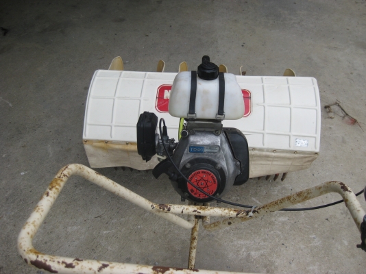 เครื่องพรวนหญ้าในร่องนาดำ