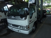 ISUZU NKR การ์ตูน 150 HP 4 สูบ ป้ายเล็กไม่ติดเวลา