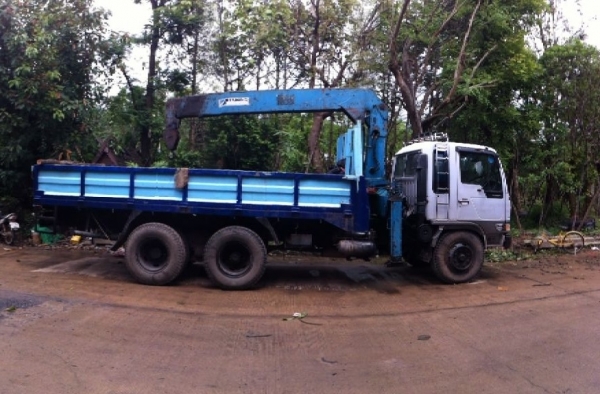 ขายรถ10ล้อ ติดเครน พร้อมใช้งาน
