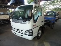 ISUZU NKR ตาเพชร 150 HP  4 สูบ ป้ายเล็กไม่ติดเวลา 4 ล้อ