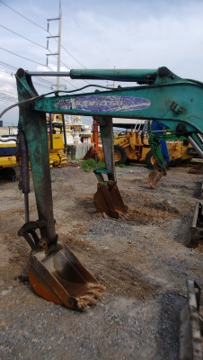 KOMATSU PC30-7  เก่าไทย ขายตามสภาพนะครับ มีให้เลือก 2 นะครับ