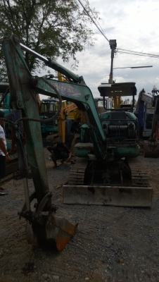 KOMATSU PC30-7  เก่าไทย ขายตามสภาพนะครับ มีให้เลือก 2 นะครับ