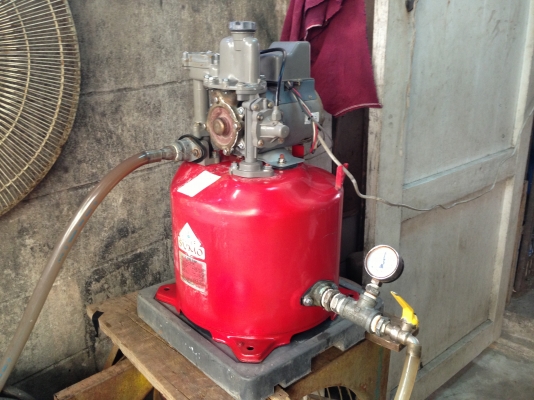 ขายปั้มน้ำ Hitachi 250 W สภาพสวย พร้อมใช้งาน รับประกันคุณภาพ ดูประวัติการขายผมได้ครับ