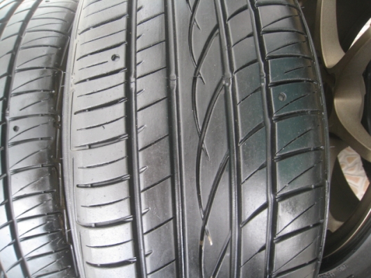 ขายล้อแม็ก CE 28 15"x8" et28 4รู 100 +ยางปี 12 มีรอยตามการใช้งานบ้างครับ  (081-3747940)