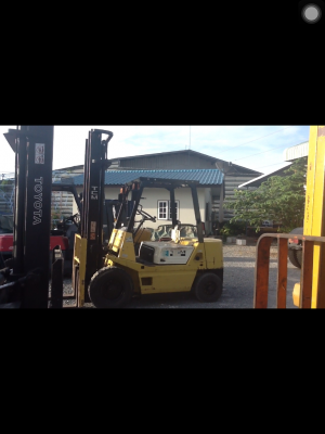 ขายถูก รถฟอร์คลิฟต์ TCM 2.5 ตัน เสา4เมตร