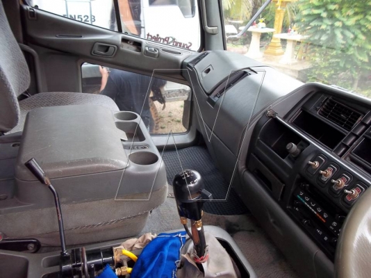 ขาย มิตซู 260 แรง ยูโรทูทั้งคัน ( มีระบบลากพ่วง พร้อมลำโพง )