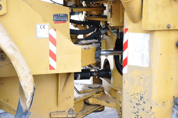 CATERPILLAR  950 G  SN  AYL00190