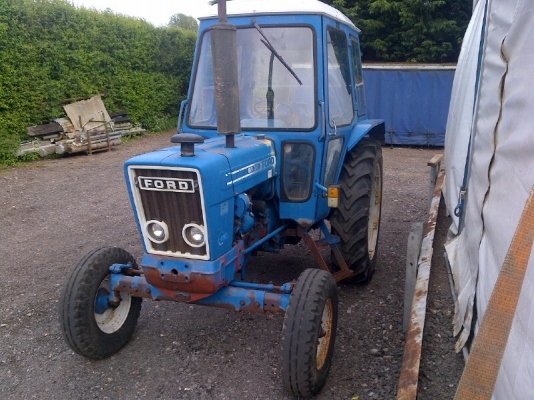 รถไถฟอร์ดเพลาเดียว 6600 ยางสวย ห้องเก๋งสวย รถไถฟอร์ดเพลาเดียว 6600 ยางสวย ห้องเก๋งสวย