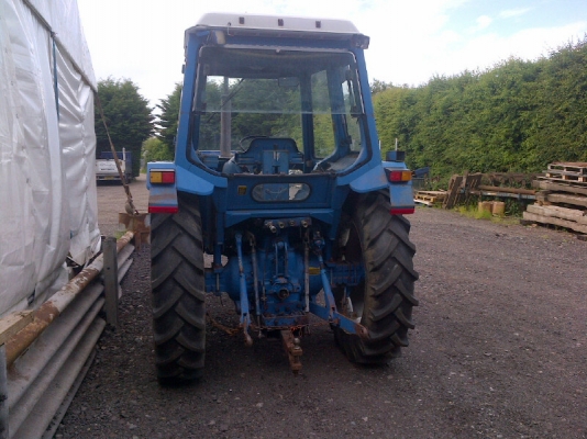 รถไถฟอร์ดเพลาเดียว 6600 ยางสวย ห้องเก๋งสวย รถไถฟอร์ดเพลาเดียว 6600 ยางสวย ห้องเก๋งสวย