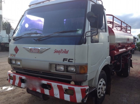 รถฮีโน่ 6 ล้อ บรรทุกน้ำมัน FC2W 120 แรงม้า ปี 39  สนใจติดต่อ 081 - 6079515