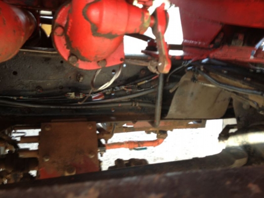 รถฮีโน่ 6 ล้อ บรรทุกน้ำมัน FC2W 120 แรงม้า ปี 39  สนใจติดต่อ 081 - 6079515