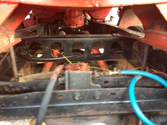 รถฮีโน่ 6 ล้อ บรรทุกน้ำมัน FC2W 120 แรงม้า ปี 39  สนใจติดต่อ 081 - 6079515