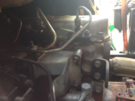 รถฮีโน่ 6 ล้อ บรรทุกน้ำมัน FC2W 120 แรงม้า ปี 39  สนใจติดต่อ 081 - 6079515