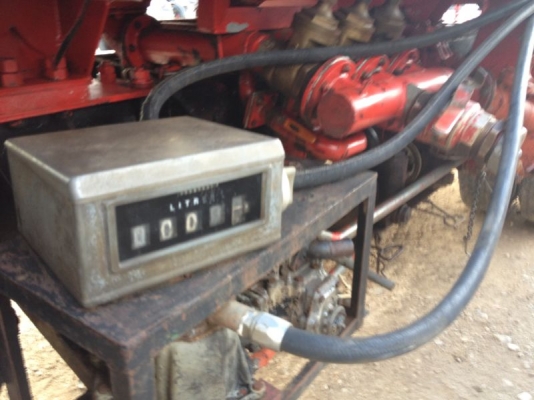 รถฮีโน่ 6 ล้อ บรรทุกน้ำมัน FC2W 120 แรงม้า ปี 39  สนใจติดต่อ 081 - 6079515